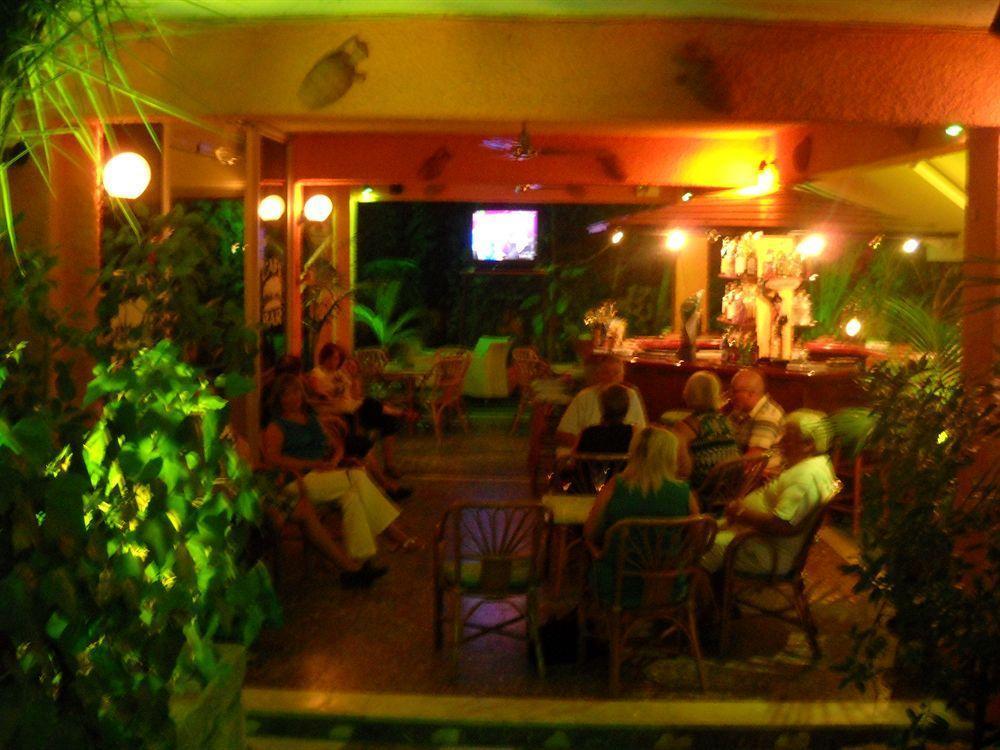 Hotel Possidon Aegina Экстерьер фото