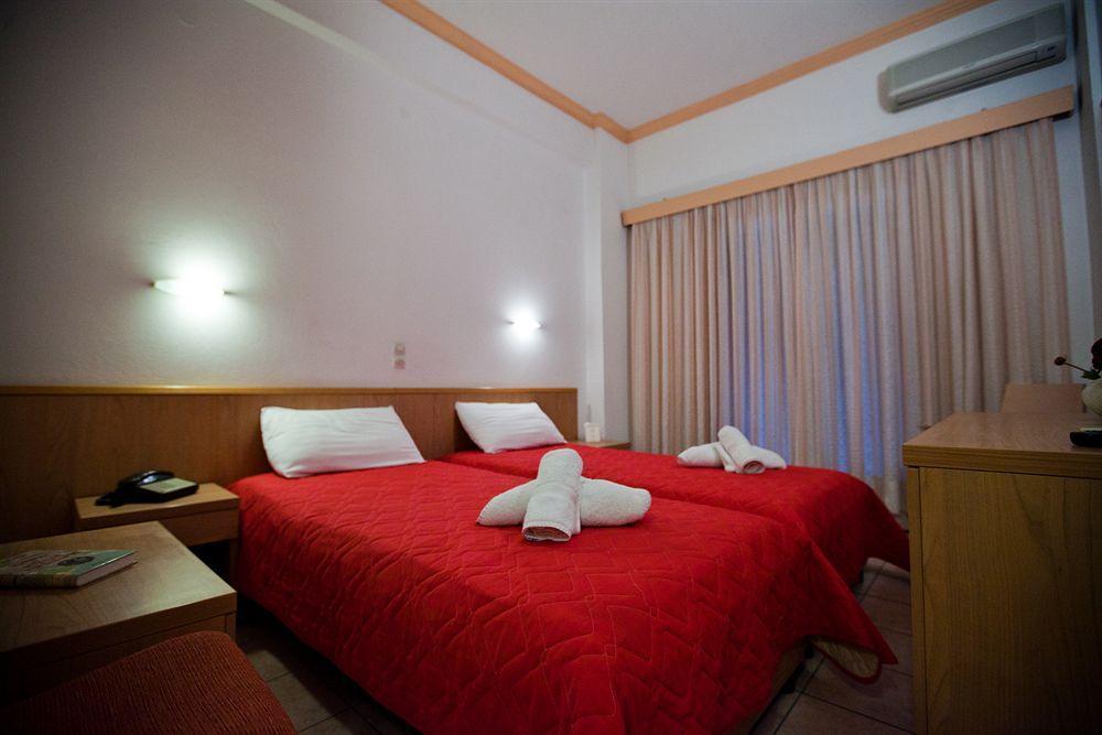Hotel Possidon Aegina Экстерьер фото